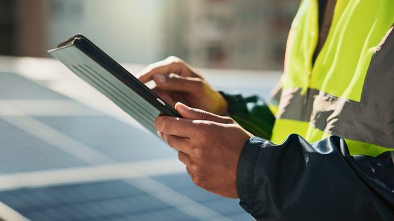 Photovoltaik-Wartung: Fachbetrieb im Burgenland Photovoltaik-Wartung: Fachbetrieb im Burgenland