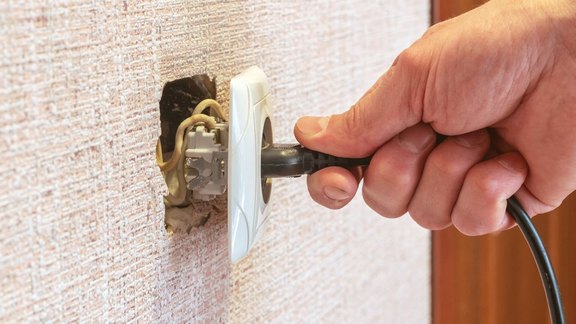 Veraltete Elektroinstallation Veraltete Elektroinstallation